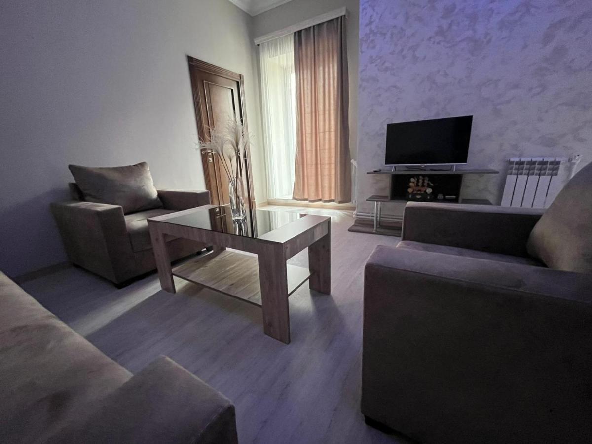 Appartement In エレバン エクステリア 写真