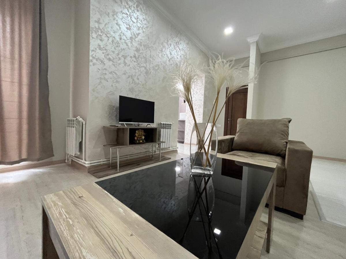 Appartement In エレバン エクステリア 写真