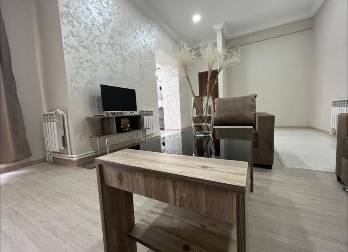 Appartement In エレバン エクステリア 写真
